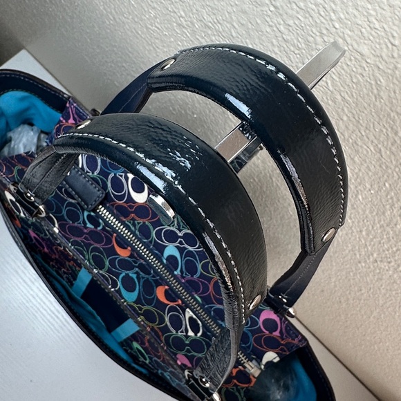 EUC COACH Chelsea Heritage Stripe Signature Tote Bag - Picture 4 of 16